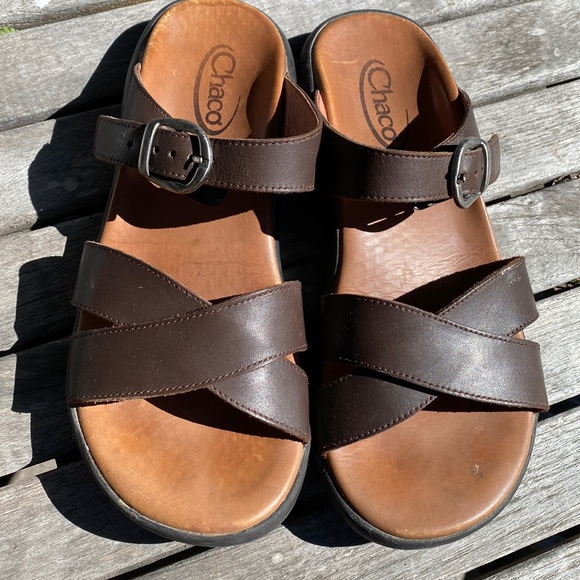 Chaco Shoes - Chaco brown leather slide sandals size 9 GUC